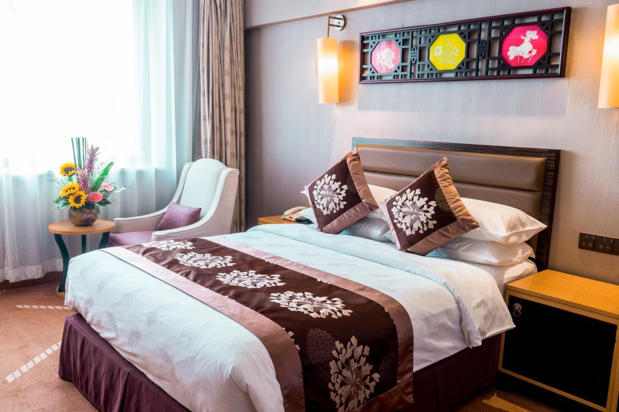 Hotel Landmark Canton Экстерьер фото